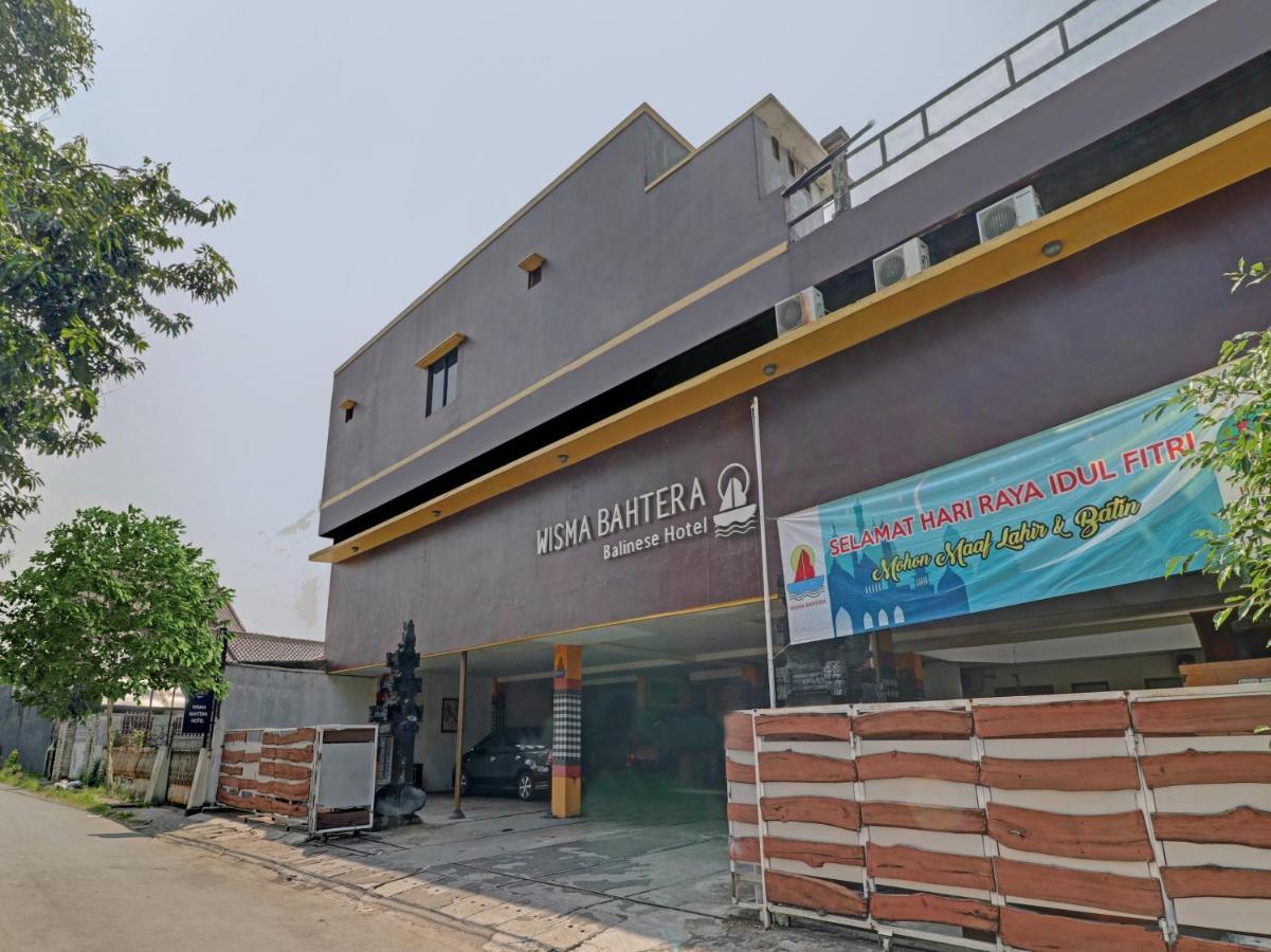 Capital O 90407 Wisma Bahtera Hotel Cirebon Kültér fotó